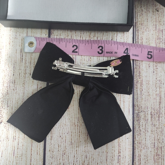Vintage Chanel Black Bow Hair Accessory - Picture 7 of 7
